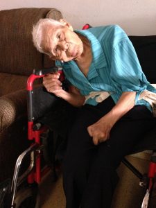 Fundación Mai - #AdoptaunAbuelito